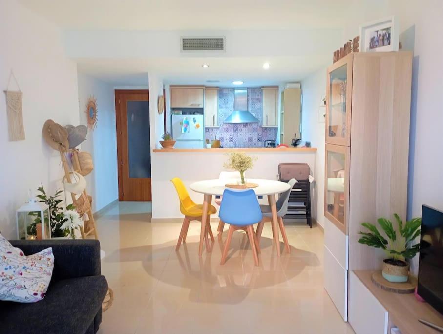 Apartamento En Primera Linea De Mar Roses Exterior foto